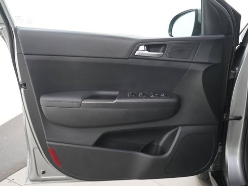 Used 2021 Kia Sportage LX FWD image 20