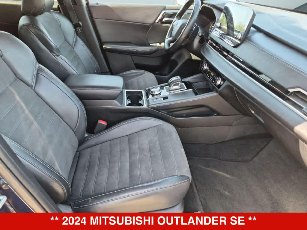 Used 2024 Mitsubishi Outlander SE AWD/4WD image 20