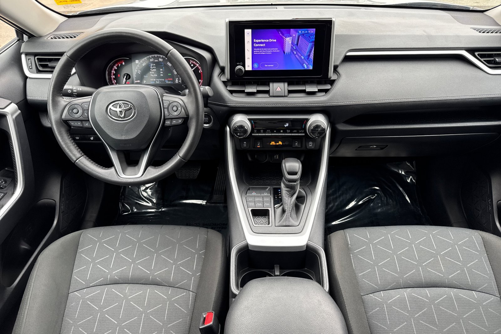 Certified 2025 Toyota RAV4 XLE w/ Weather Package AWD/4WD image 17