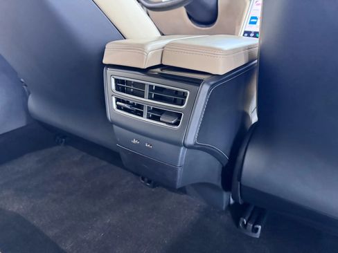 Used 2017 Tesla Model S 75D image 17