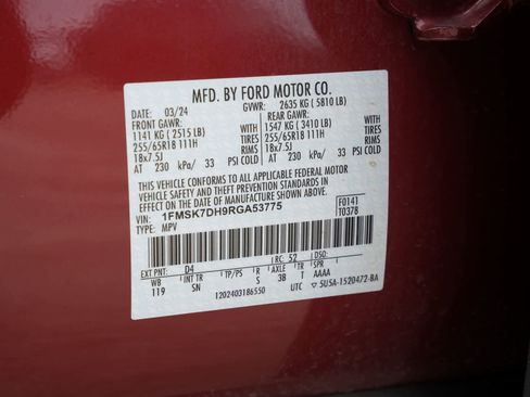 Used 2024 Ford Explorer XLT w/ Equipment Group 202A RWD image 23