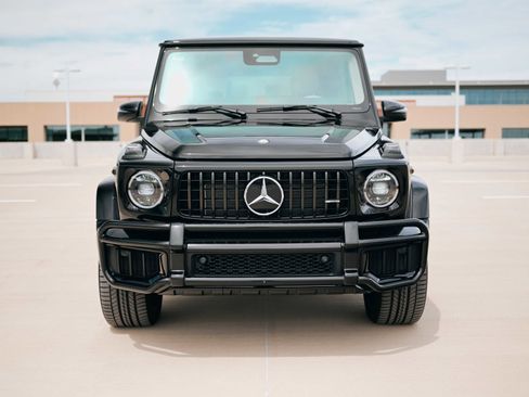 Used 2025 Mercedes-Benz G 63 AMG 4MATIC image 2