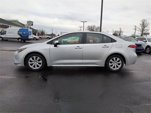 Certified 2024 Toyota Corolla LE image 4