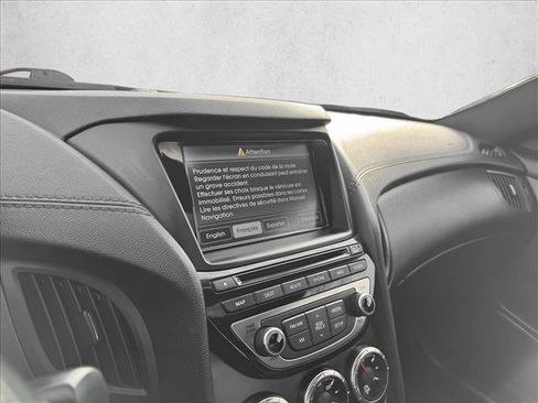 Used 2013 Hyundai Genesis 3.8 image 14