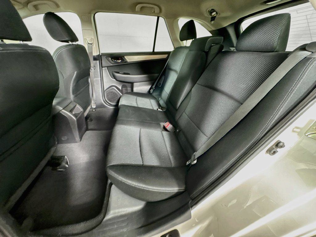 Used 2016 Subaru Outback 2.5i Premium AWD/4WD image 29