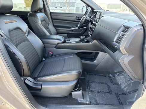 Used 2023 Nissan Pathfinder Rock Creek image 19