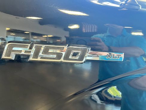 Used 2011 Ford F150 XLT w/ XLT Chrome Pkg AWD/4WD image 10