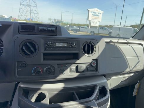 New 2026 Ford E-350 and Econoline 350 Super Duty w/ Power Equipment Group image 17