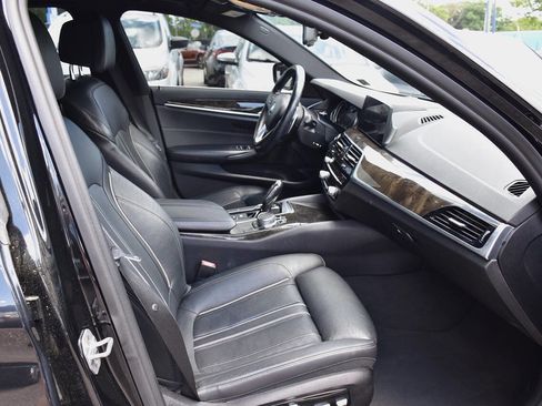 Used 2017 BMW 530i xDrive w/ Premium Package AWD/4WD image 12