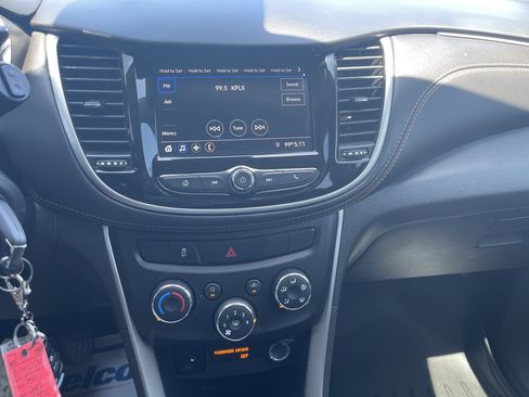 Used 2020 Chevrolet Trax LS w/ Tint and Cruise Package FWD image 34