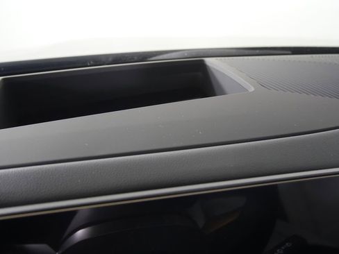 New 2026 BMW i5 eDrive40 w/ M Sport Package image 18