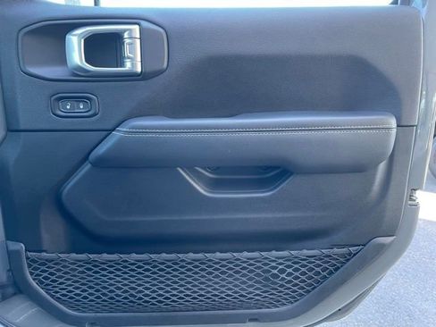 Used 2020 Jeep Wrangler Unlimited Sahara w/ Cold Weather Group image 25