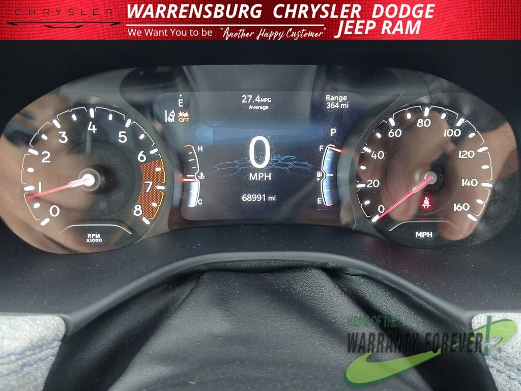 Used 2024 Jeep Compass Latitude AWD/4WD image 16