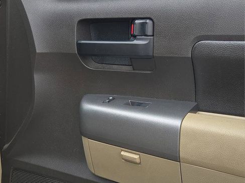 Used 2010 Toyota Tundra 2WD Double Cab image 13