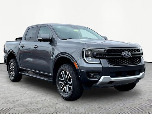 Used 2024 Ford Ranger Lariat w/ FX4 Off-Road Package AWD/4WD image 3