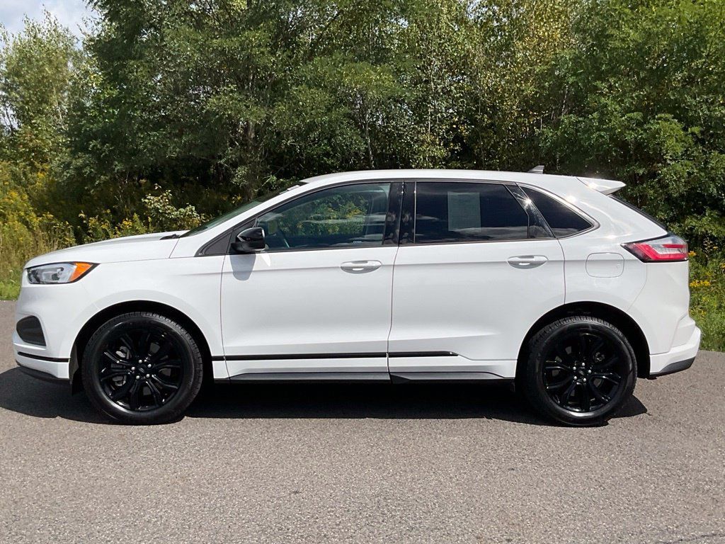 Used 2024 Ford Edge SE w/ Black Appearance Package AWD/4WD image 28
