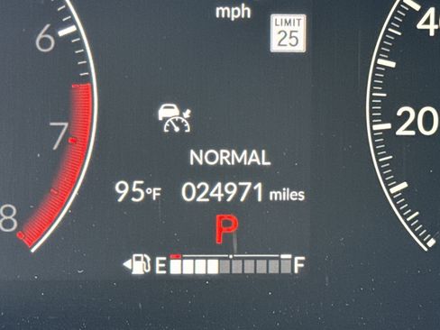 Certified 2024 Honda Pilot Touring image 41