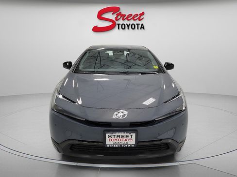 New 2026 Toyota Prius LE FWD image 6