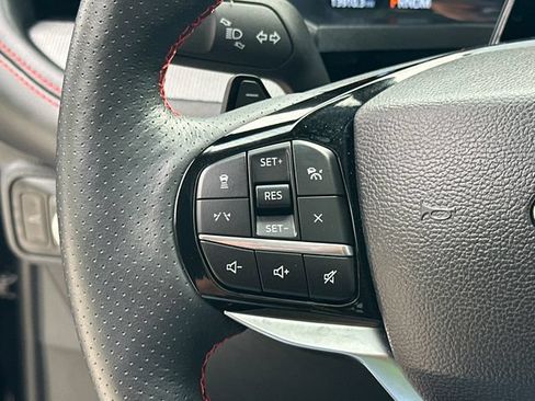 Used 2025 Ford Explorer ST AWD/4WD image 33