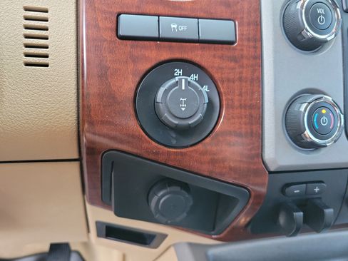 Used 2014 Ford F350 King Ranch AWD/4WD image 19