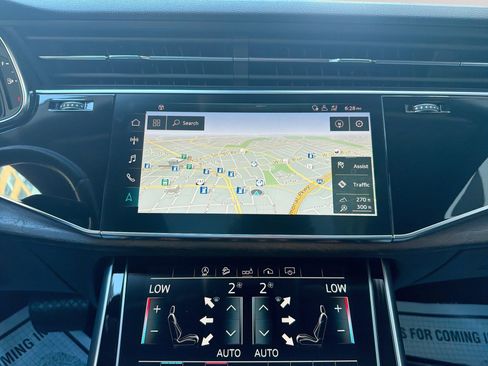 Used 2020 Audi Q8 Premium Plus w/ Premium Plus Package AWD/4WD image 20
