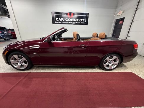 Used 2010 BMW 328i Convertible RWD image 16