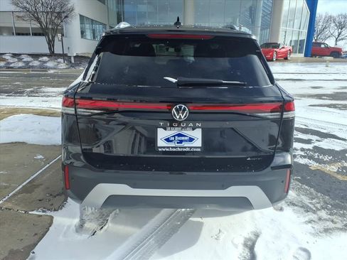 New 2026 Volkswagen Tiguan S image 6