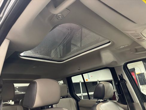 Used 2016 Ford Transit Connect Titanium image 15