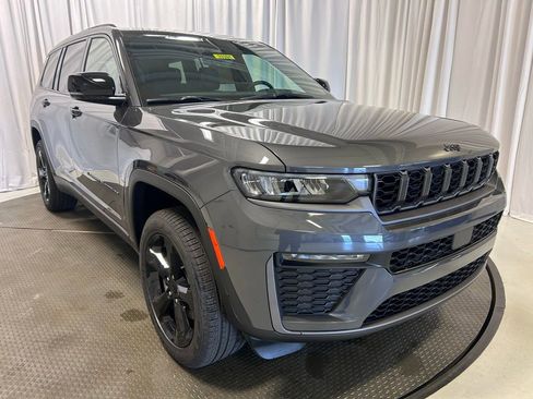 New 2026 Jeep Grand Cherokee L Limited AWD/4WD image 26