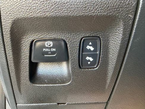 Used 2022 RAM 1500 Big Horn w/ Trailer Tow Group AWD/4WD image 18