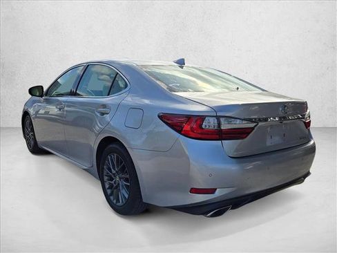 Used 2018 Lexus ES 350 w/ Premier Package image 7