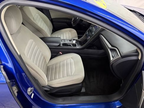 Used 2017 Ford Fusion S image 18