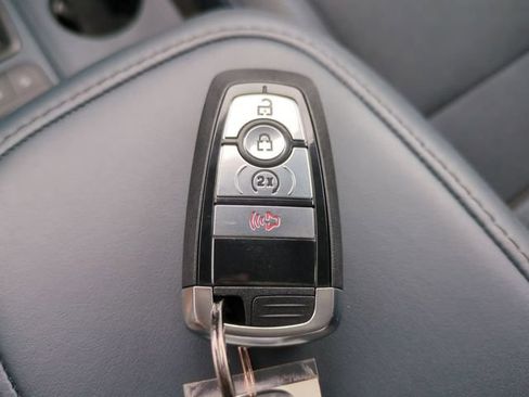 Used 2025 Ford Maverick XLT w/ XLT Luxury Package AWD/4WD image 34