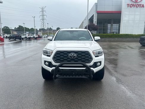 Certified 2023 Toyota Tacoma TRD Off-Road RWD image 2