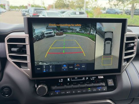 Used 2026 Toyota Sequoia Platinum AWD/4WD image 30