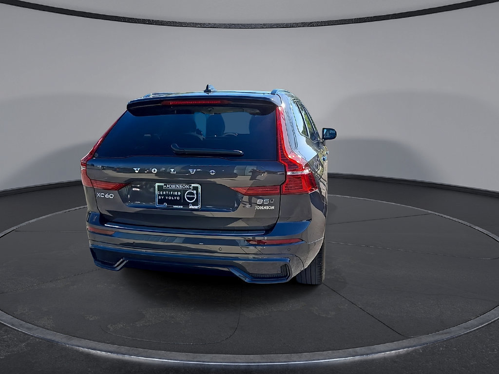 Certified 2024 Volvo XC60 B5 Plus w/ Protection Package Premier AWD/4WD image 8