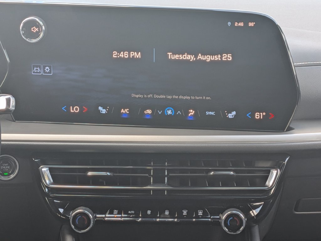Used 2025 Chevrolet Traverse LT FWD image 20