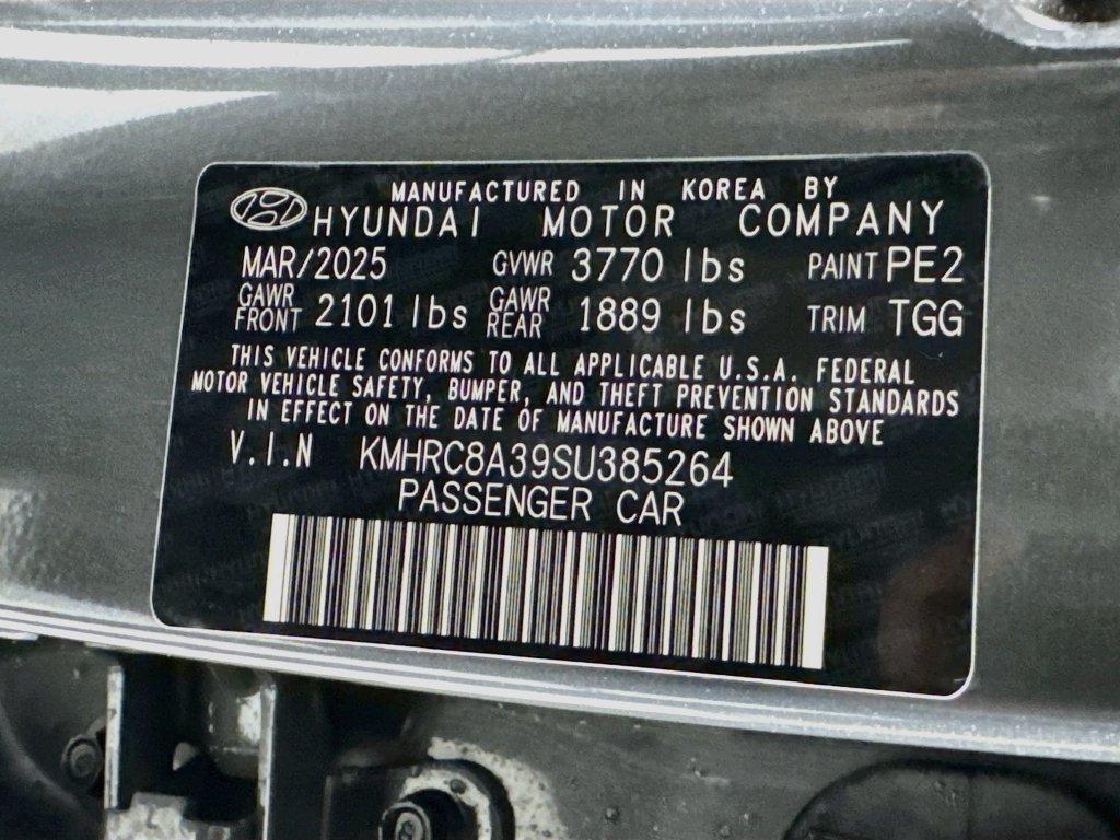 Used 2025 Hyundai Venue SEL FWD image 34