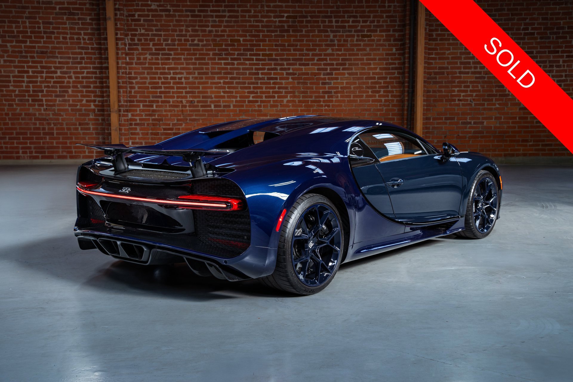 Used 2023 Bugatti Chiron AWD/4WD image 4