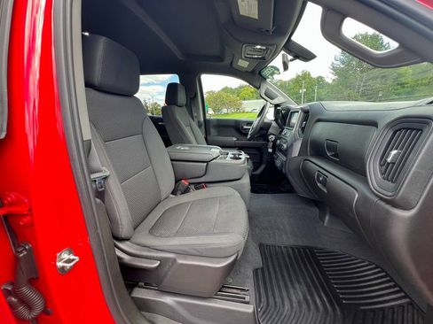 Certified 2022 Chevrolet Silverado 1500 Custom Trail Boss w/ LPO, Dark Essentials Package image 32