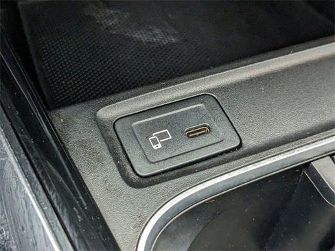 Used 2023 Mercedes-Benz GLA 250 4MATIC image 24