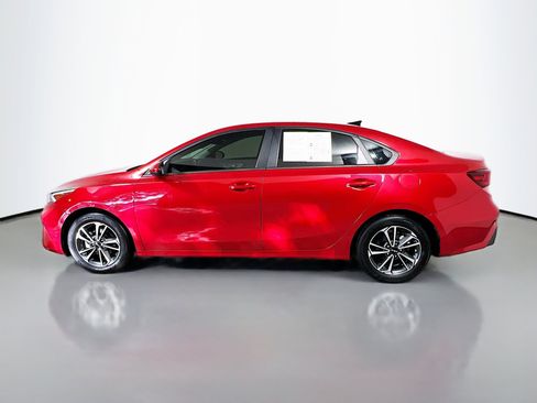 Used 2024 Kia Forte LXS image 9