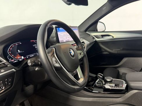 Used 2025 BMW X4 xDrive30i AWD/4WD image 25