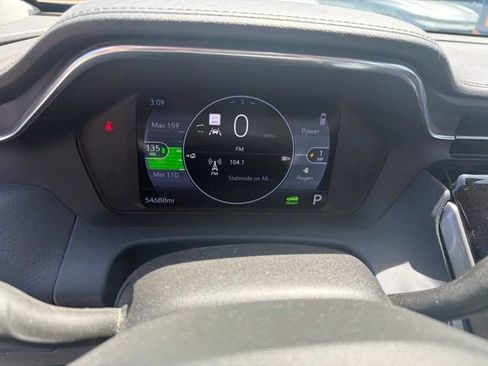Used 2022 Chevrolet Bolt EUV Premier w/ Sun & Sound Package FWD image 11
