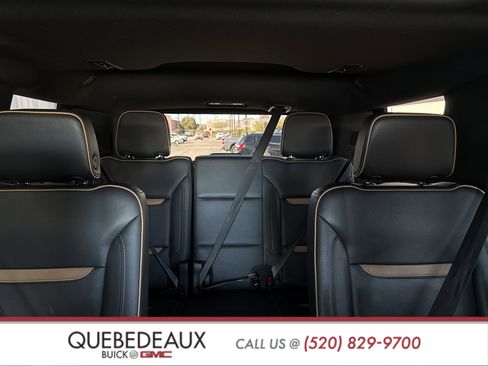 Used 2021 GMC Yukon AT4 w/ AT4 Premium Plus Package image 33