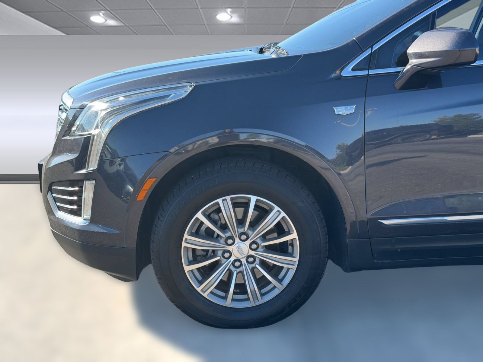 Used 2017 Cadillac XT5 Luxury FWD image 27