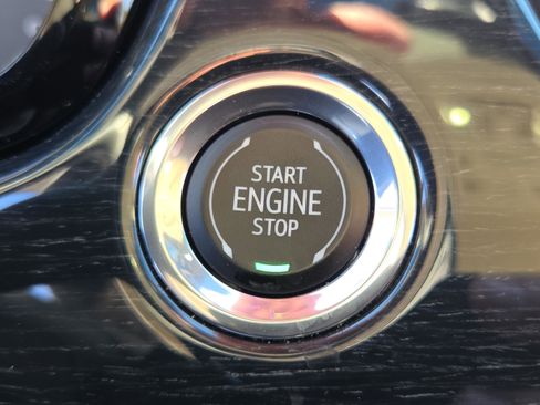 Used 2024 Cadillac XT6 Premium Luxury w/ Technology Package image 20