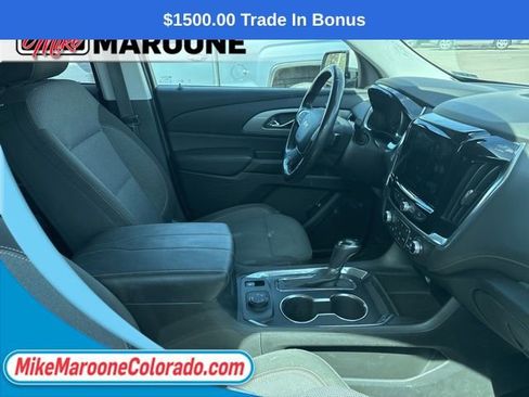 Used 2018 Chevrolet Traverse LT w/ LPO, 'HIT The Road' Package image 5