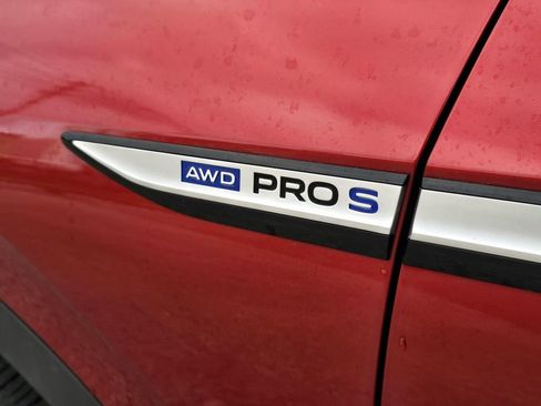 New 2023 Volkswagen ID.4 Pro S image 7