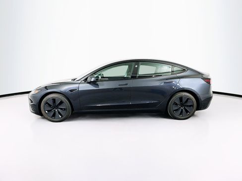 Used 2024 Tesla Model 3 image 4